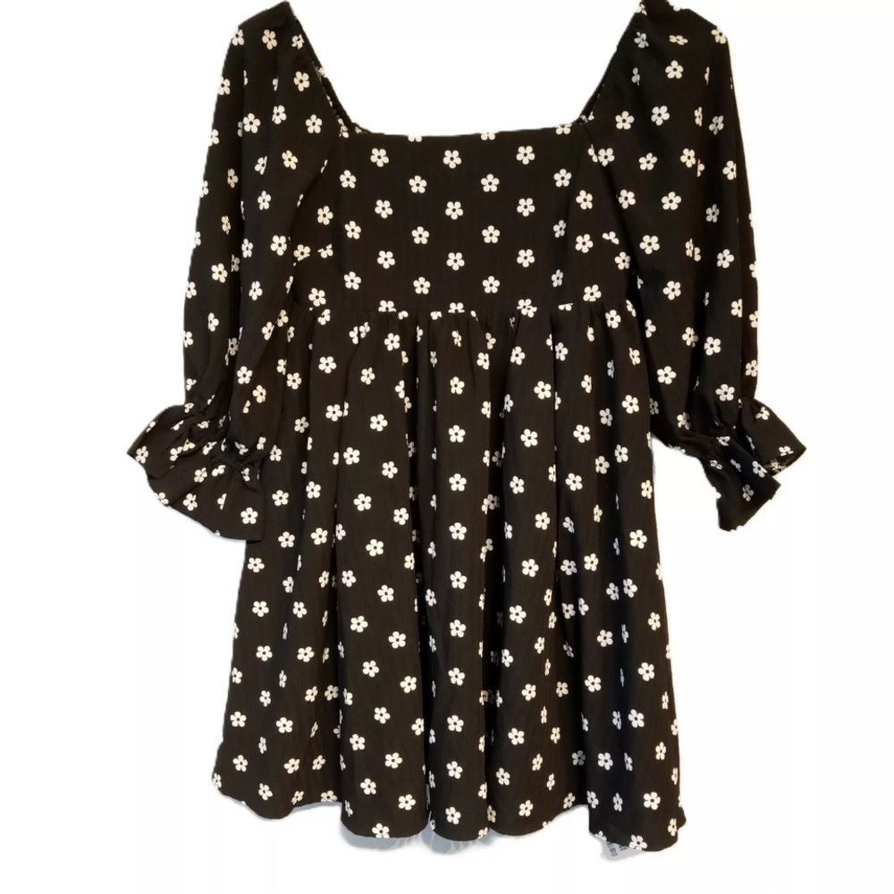 J. ING Black & White Floral Mini-Dress  NWT  Medium  Babydoll Retro Puffy Sleeve